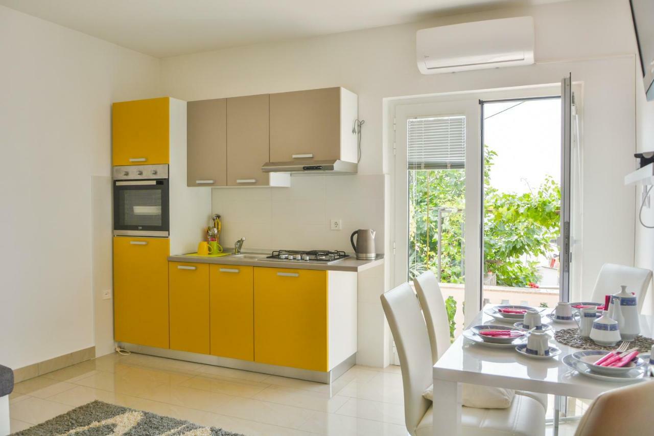 Apartment Laura Senj  Extérieur photo